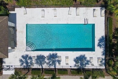 Walking distance to community pool