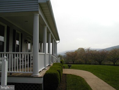 34619 Williams Gap Rd, Round Hill, VA 20141 - photo 4