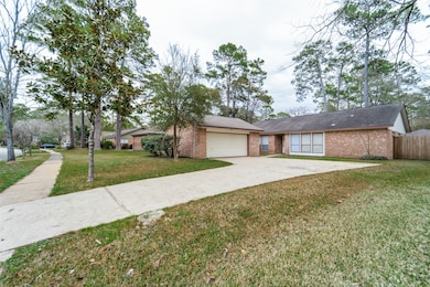 15114 Forest Lodge Dr, Houston, TX 77070 - photo 2