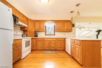 33 Eggleston Rd, Aurora, OH 44202 - photo 5