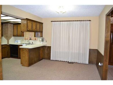 1109 NE 22nd St, Moore, OK 73160 - photo 6