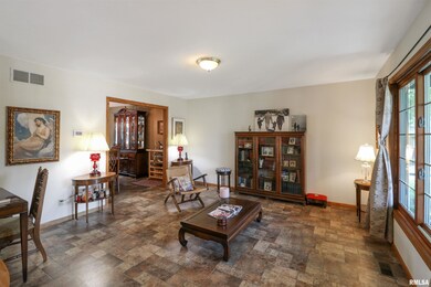 5720 W Rachael Ct, Peoria, IL 61615 - photo 6