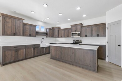 1923 W 1340 N, Clinton, UT 84015 - photo 5