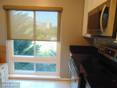 122 Roberts Ln unit 201, Alexandria, VA 22314 - photo 5