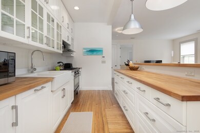 31 Sharon Rd unit 4, Salisbury, CT 06039 - photo 4