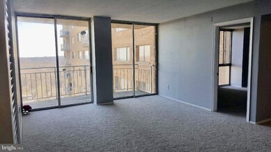 Presidential Towers unit 1718, Adelphi, MD 20783 - photo 3