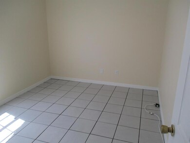 2150 SW Gemini Ln, Port Saint Lucie, FL 34984 - photo 4