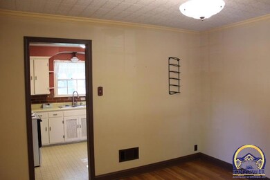 1212 SW Warren Ave, Topeka, KS 66604 - photo 7