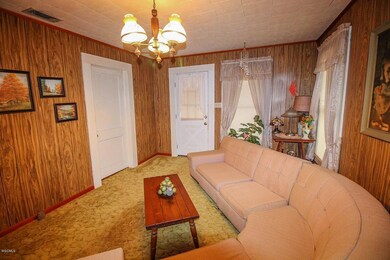 Living Rm 3