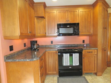 619 Main St, Derby Line, VT 05830 - photo 6