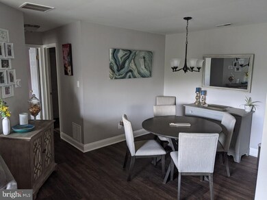 508 Briarwood Ct unit 508, Sewell, NJ 08080 - photo 7