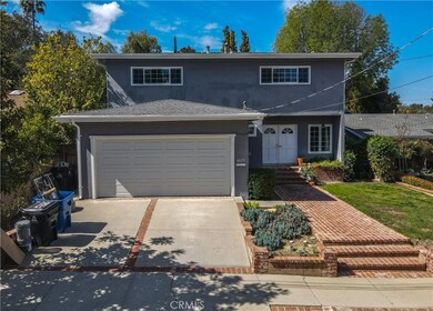 4613 Santa Lucia Dr, Woodland Hills, CA 91364 - photo 3