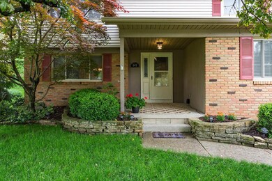 S - 563 Wickham Way - 143