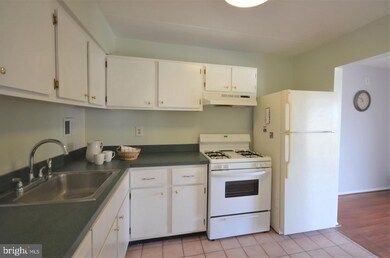 2634 Wagon Dr unit 277, Alexandria, VA 22303 - photo 7