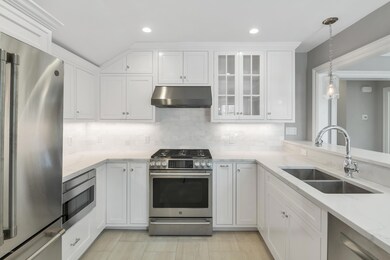 350 Riverside_1DC1016