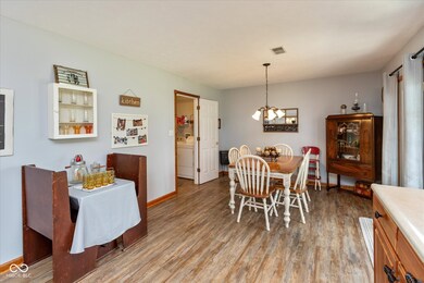 464 Hummingbird Ln, Whiteland, IN 46184 - photo 6