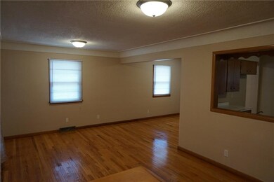 4032 Lynner Dr, Des Moines, IA 50310 - photo 5