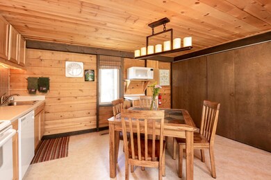 17630 Cluster Cabin Ln, Sunriver, OR 97707 - photo 4