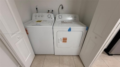 6046 SW 40th St unit Rear, Miramar, FL 33023 - photo 5