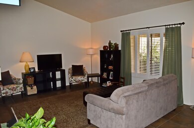 Plantation shutters