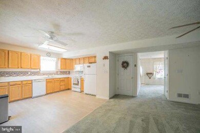 58 Bremer Dr, Glen Burnie, MD 21061 - photo 6