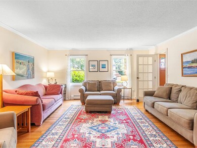 86 Summit Cir, Shelburne, VT 05482 - photo 4