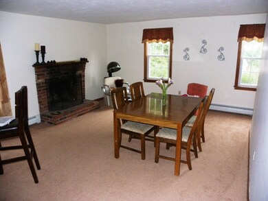 36 Mt Pleasant St unit 4, Plymouth, MA 02360 - photo 4