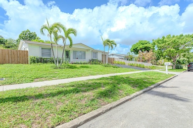 1717 16th Ct N, Lake Worth, FL 33460 - photo 4