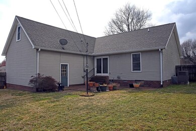 5008 Glenrose Dr, Columbia, TN 38401 - photo 4