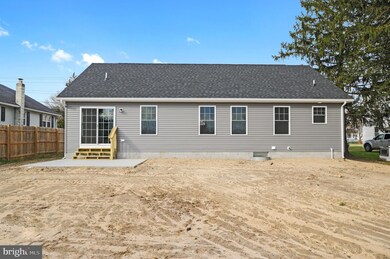 250 Delaware Ave, Harrington, DE 19952 - photo 2