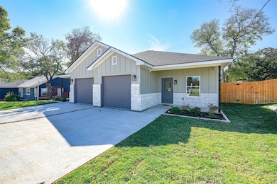 103 & 105 S Barron, Covington, TX 76636 - photo 3