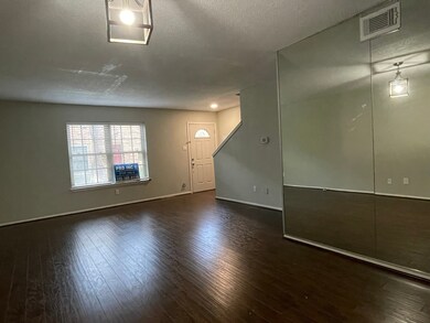 Spacious Living & Dinning