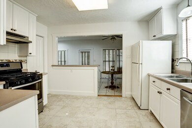 720 W 25th St, Houston, TX 77008 - photo 7