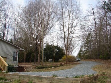 1001 Dusty Path Dr, Asheboro, NC 27205 - photo 4