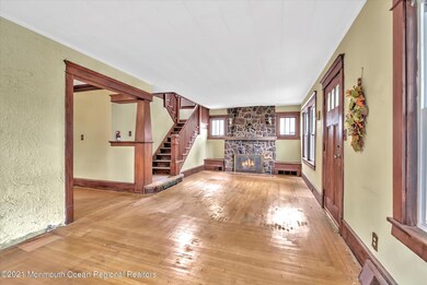 05-LIVING ROOM