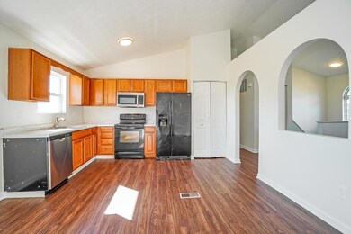 5708 Canal Bridge Dr, Canal Winchester, OH 43110 - photo 6