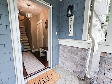 2272 Newport Way NW unit 1-4, Issaquah, WA 98027 - photo 2