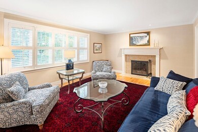 15 Cedar St, Wellesley Hills, MA 02481 - photo 5