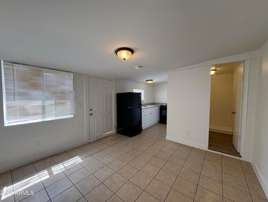645 E 1st Ave unit B, Mesa, AZ 85204 - photo 2