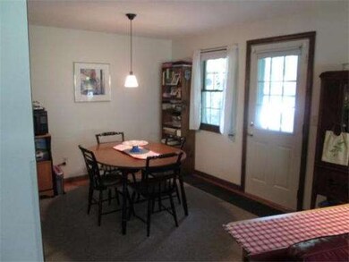 53 Hatfield St unit 2, Northampton, MA 01060 - photo 5