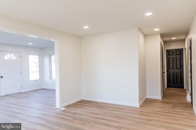 175 Marshall Ave, Gibbstown, NJ 08027 - photo 5