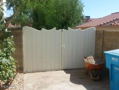 RV Gate 2013-06-08 15