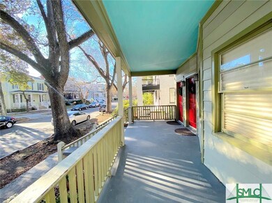512 E Waldburg St, Savannah, GA 31401 - photo 4