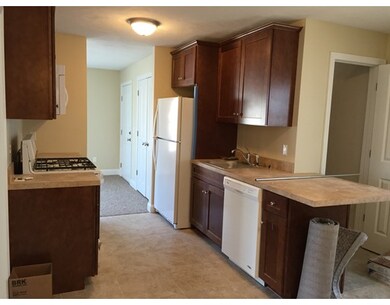 204 Standish Ave unit 1, Plymouth, MA 02360 - photo 3