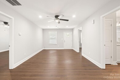 430 Reynolda Dr, Statesville, NC 28677 - photo 5