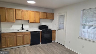 8216 Monhegan Ct unit 8216, Severn, MD 21144 - photo 6