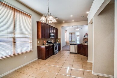 313 Highland Ridge Dr, Wylie, TX 75098 - photo 5