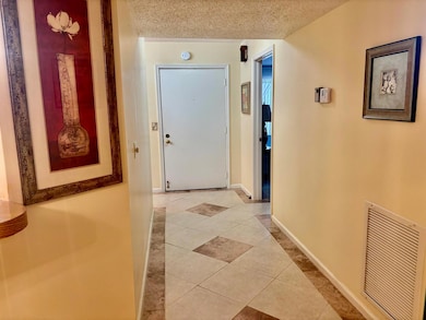 23345 Carolwood Ln unit 101, Boca Raton, FL 33428 - photo 3