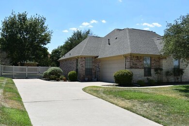 2206 Riverwood Dr, Weatherford, TX 76087 - photo 3