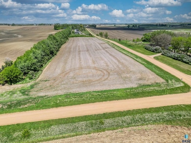 0 466th (South Lot) Ave Ave, Hartford, SD 57033 - photo 2